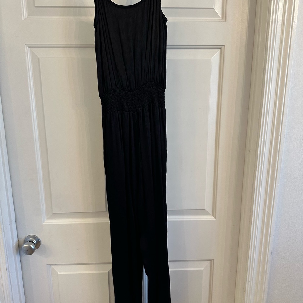 Chic Black Sleeveless Jumpsuit